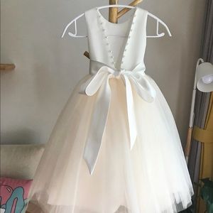 Flower girl or communion dress